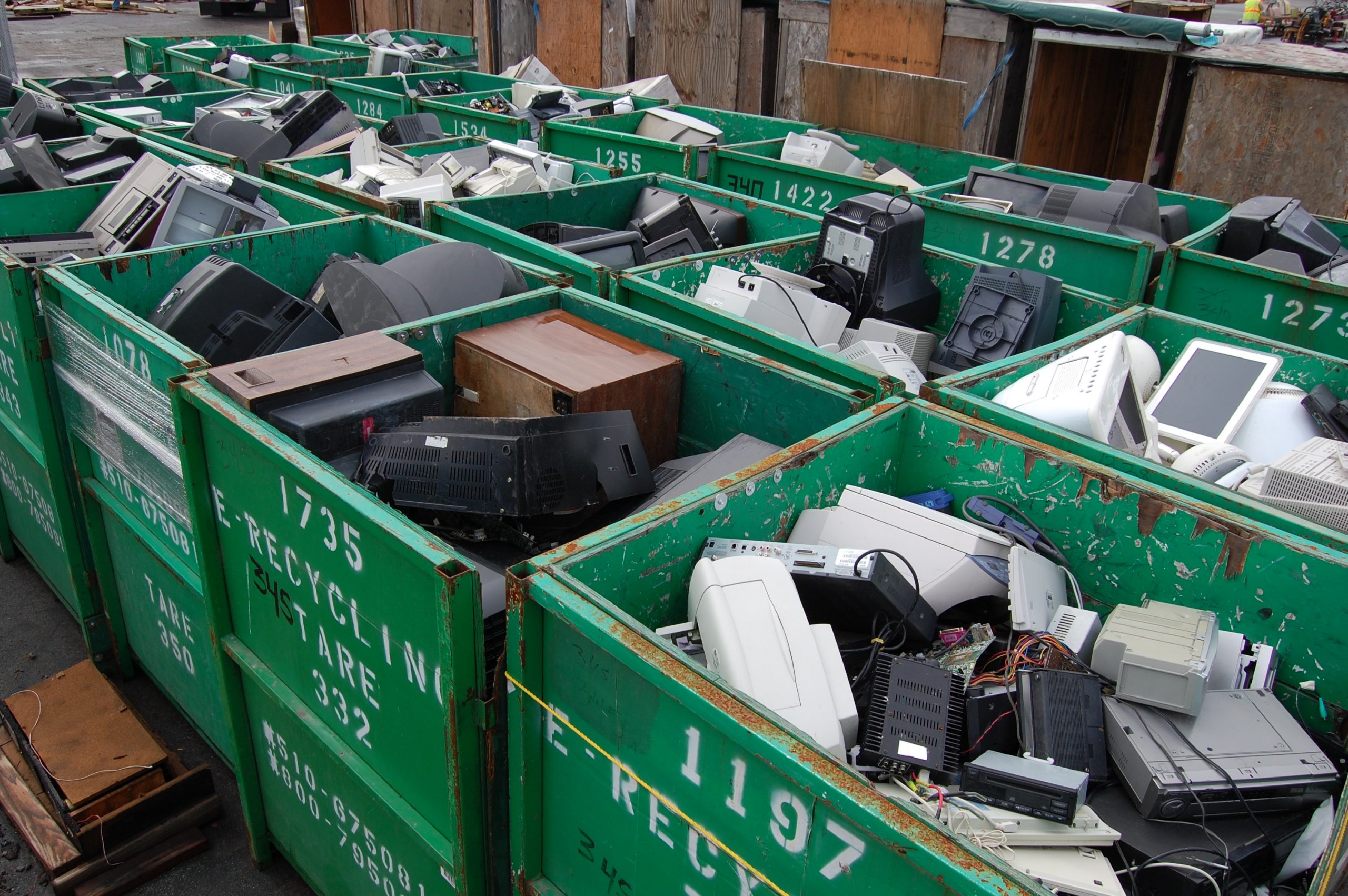 El problema de la basura electrónica (e-waste) - bnzero